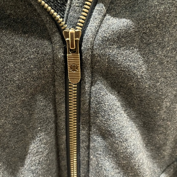 Lululemon Sweater - Picture 2 of 4